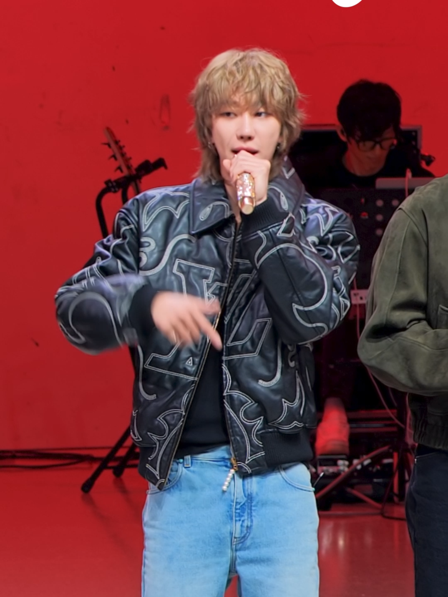 [it’s Live] 세븐틴 (SEVENTEEN) - “LOVE, MONEY, FAME (feat. DJ Khaled)” 미방분 1인캠 디에잇 ver. #itsLive #세븐틴 #LOVE_MONEY_FAME #SEVENTEEN #Fancam #직캠 #KPOP #잇츠라이브