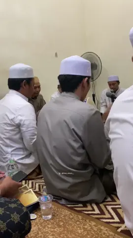 Khobbiri 🤍 #sholawat #sholawatnabi #hadrohsholawat #abahgurusekumpul #gurusekumpul #banjari #hadroh #maulidnabi #maulidsimtuduror #khobbiri 