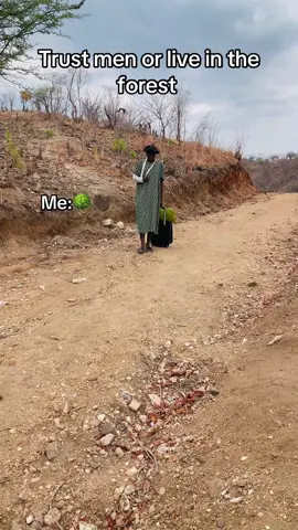 Trust men or live in the forest 😅🌳👋🏿 #lonely #fyp #joemedy_wamabloni 