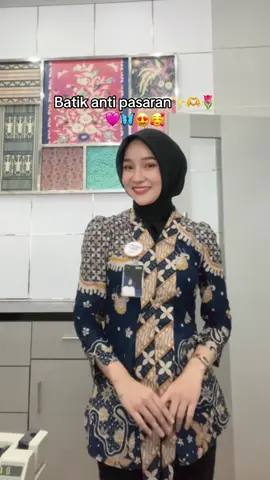 😍😍 #ootdhijabstyle #batikmodern #batikcantik #atasanwanita #fyppppppp #fypage  