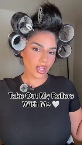 Take out my hair rollers with me!! #fyp #curlyblowdry #rollers 