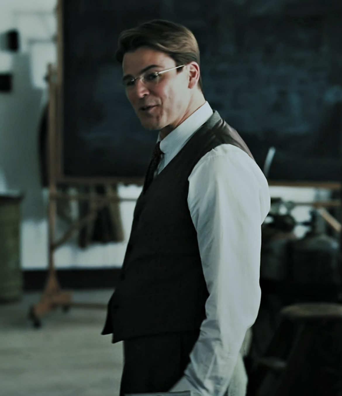 i know we‘re talking about the atomic bomb, but something else 'bout to EXPLODE 💥💥 #joshhartnett #joshhartnettedit #oppenheimermovie #oppenheimeredit #ernestlawrence 