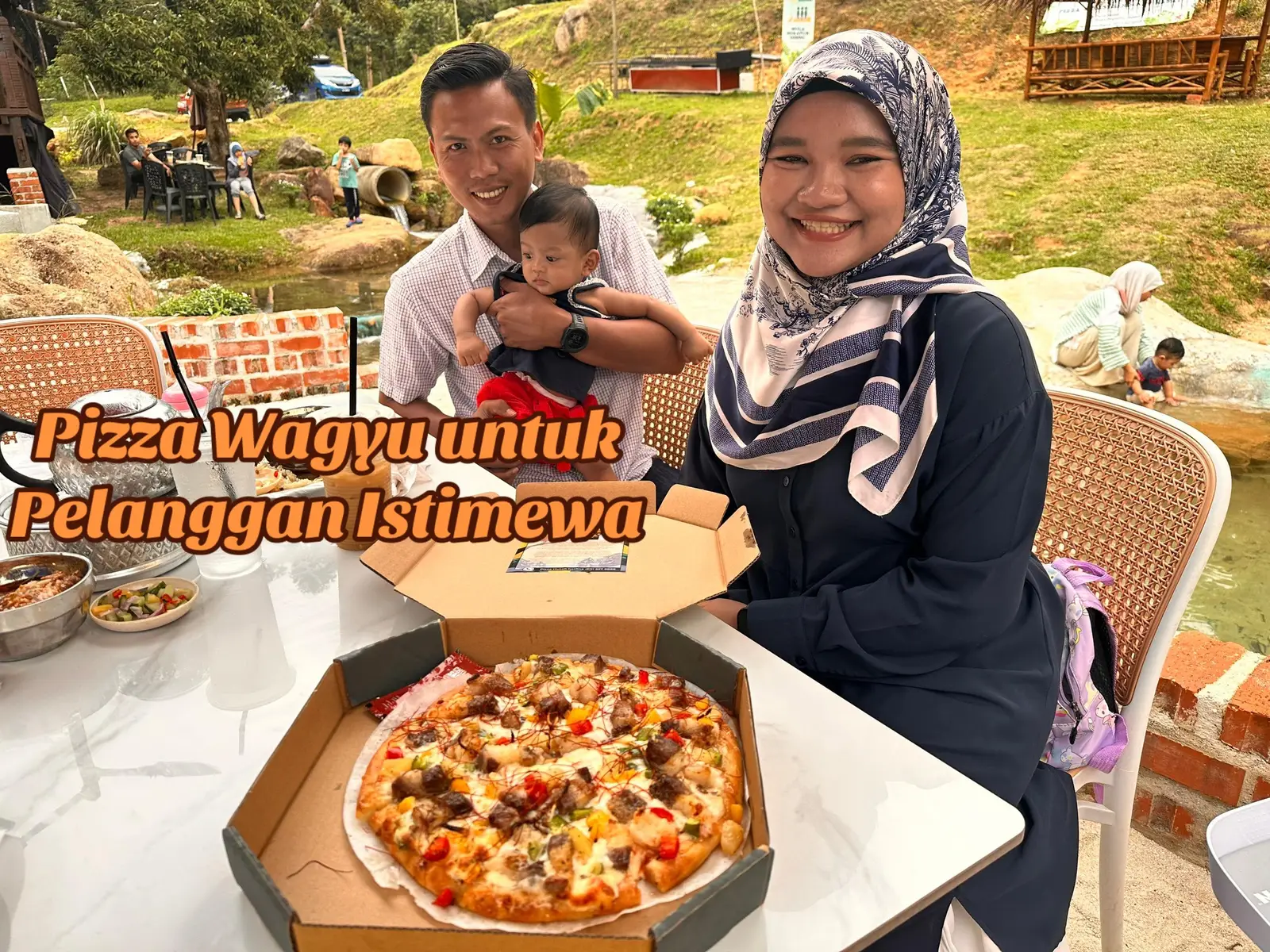 alhamdulillah, hari ni semakin ramai mengemari Pizza Wagyu A5 Jepun khas dari kami Pizza Hutan 🌷🌷👍👍👍