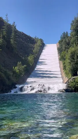 Mi número de teléfono Camping bullileo +56995768792 ☺️👈 Camping Bullileo es un camping ubicado en la Región del Maule, específicamente en la comuna de Parral. Especializado en ofrecer terrenos de camping para disfrutar de la naturaleza y el aire libre en un entorno tranquilo y familiar. Su ubicación en el L-735 de Parral, Maule, lo convierte en un destino accesible y cercano para aquellos que buscan escapar de la rutina y conectarse con la naturaleza. Este camping ofrece la experiencia de acampar en medio de hermosos paisajes, con la posibilidad de realizar diversas actividades al aire libre como senderismo, ciclismo, pesca y fogatas #trekking #cajondelmaipo  #termascolinas #maule #bolson #radarsietetazas #portillo #huilohuilo  #muelledelosenamorados #pucon #puconchile #saltodellaja #elmaule #regiondelmaule #cascadainvertida #vallelaengorda #vallelaengordacajondelmaipo #huilo #huilohuilo #cajon  #cajondelmaipo #plazasanjose #lagunadelinca #lagoranco #conguillio#cascadainvertida #palguin #volcansollipulli #pichilemu #termas