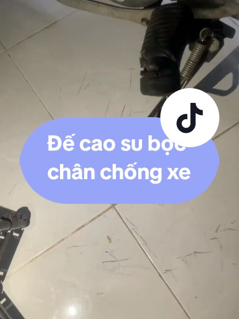 Đế cao su bọc chân chống xe máy #caosubocchanchong #caosubocchanchongxe 