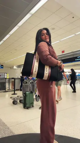 Airport fit check. Getting out of my comfort zone 🤣 #girlsbeinggirls #Loveyourboobs 