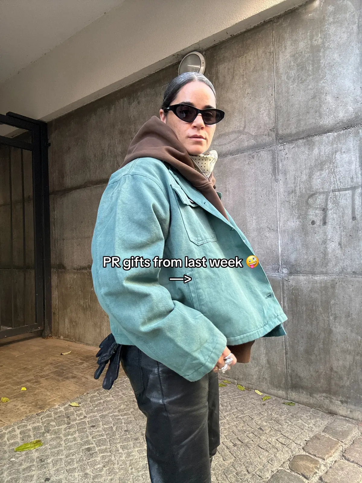 #prgifts #gifts #sneakerhead #contentcreator #prgifted #fy #foryou #sneaker #sneakers #prgift #supreme #oakley #golfwang #adidasoriginals #beaindead 