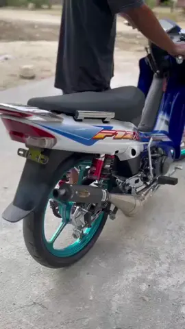 piz er piz er annn🔥🔥🧡🧡 #2stroke #foryou #fizr #yamahafizr #twostroke #twostrokeindonesia 