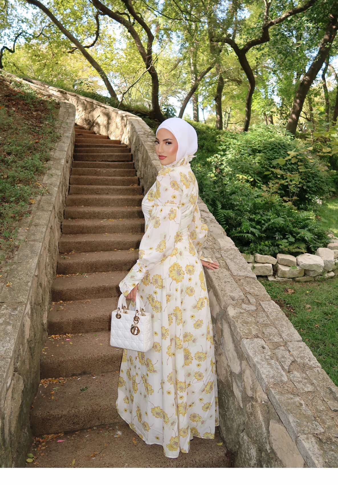 Two different looks 🤍 dresses from @jardinvue use code DLU15 for $$ off your order ✨  Wearing:  - Floral Stand Collar Lantern Sleeve Dress  - Solid Round Neck Cape Sleeve Maxi Dress  #modestfashion #hijabifashion #ootdinspo 