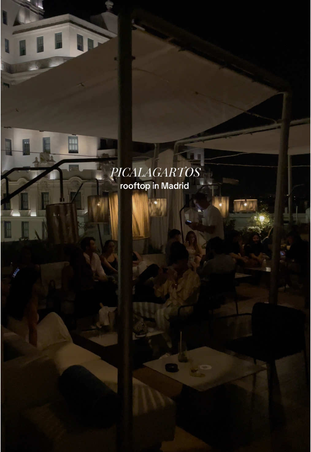 📍Picalagartos Skybar Madrid  Amazing views and tasty cocktails 🌃🍸  #tiktoktravel #traveltok #fyp #travelinspo #travelguide #madrid #spaintravel #madrid🇪🇸 #madridtiktok #rooftop #rooftopbar #travel 