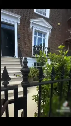 pranksters enter family home as a joke #prankwars #mizzy #wtff #family #funny 