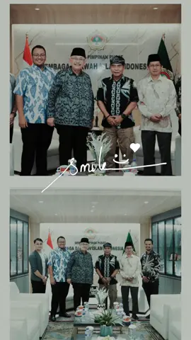 ✨ Momen Silaturahmi: Zainal A Paliwang Disambut Hangat di Kantor DPP LDII ✨🕌🌙 Calon Gubernur Kalimantan Utara Nomor Urut 02, H Zainal A Paliwang, mendapat kehormatan melakukan kunjungan silaturahmi ke Kantor DPP LDII. Disambut hangat oleh Ketua Umum KH Chriswanto Santoso, pertemuan ini menjadi momen penting dalam memperkuat sinergi antara pemerintah daerah dan organisasi masyarakat keagamaan. 