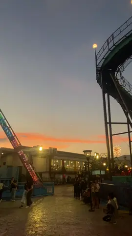 live, laugh, love star city >> @TikTok Philippines #epwaypi #fyp #viralvideo #trending #donotletthisflop #pls?????fyp #4upage #starcity #starfrisbee #sunset #relatable #beauty #fieldtrip 