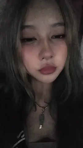 Love this #tiktok #trending #trend #fyp #miorhythm #tiktokmyanmar #fypシ゚viral #girl #makeup #darklighting #influencer 