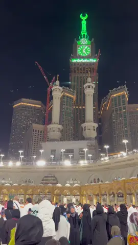 Semoga selalu bisa beribadah & mengunjungi rumah Allah setiap tahun ny Aamiin #mekkah #jamjamtower #masjidilharam #fyp #fypシ 