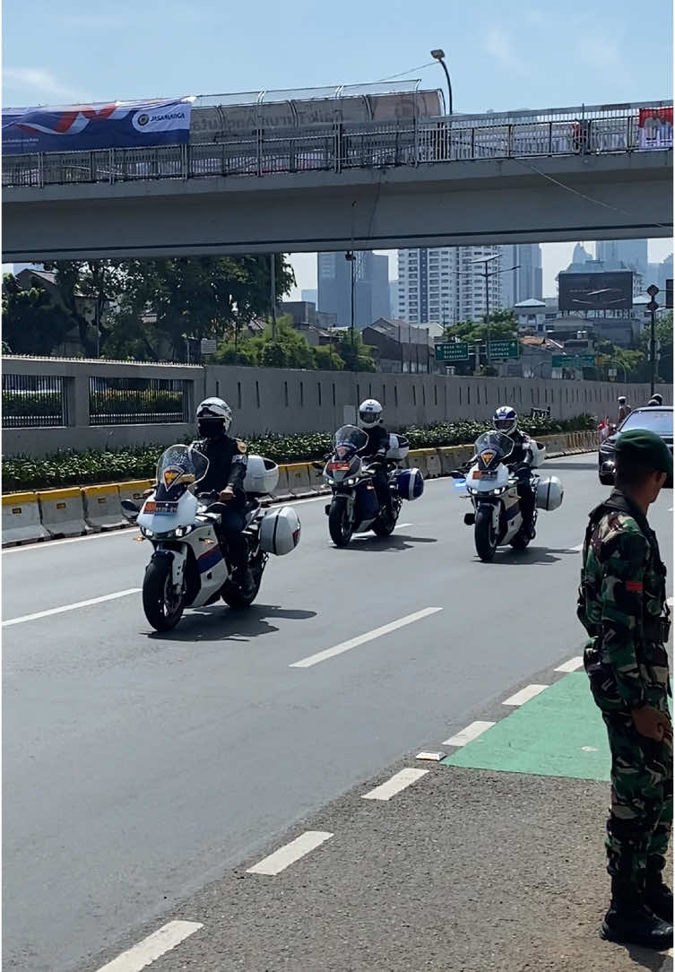 Rangkaian VVIP Tamu Negara saat menghadiri Pelantikan Presiden & Wakil Presiden RI 2024-2029 🇮🇩🎖️🤩 #menteri #tni #polri #polisi #polisimiliter #gipol #patwal #carspotting #indonesiamaju