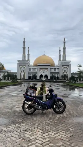 Buangg jauh jauh sebuahhh kata sombong mu kawann 👌marii nikmatii hidup dengan sebuah keramahan#otong197paiting #mesjidagungmempawah #platkbikutmeresahkan🔥 #kalimantanbarat #kalbarborneo #sambas 