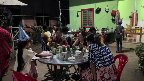 #គ្មានអ្វីសប្បាយជាងជួបជុំគ្រួសារទេ😍😍 #នាទីធ្លាក់like💔🙃 
