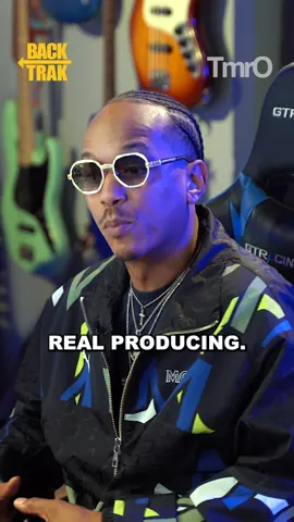 When an artist truly locks in with their producer, that's when the real magic happens! @MYGUYMARS dives deep into how building trust and working closely with a producer shapes the sound and elevates the music to new heights. Don't miss out on these valuable insights! Hit the link in our bio for the full YouTube playlist and SUBSCRIBE 🔥‼️ #BackTrak #musicproduction #producers #beatbreakdown 