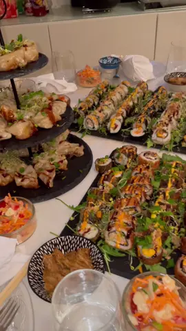 Selfmade Sushi 🍱♥️ #sushi #sushilover #selfmade #food #asia 