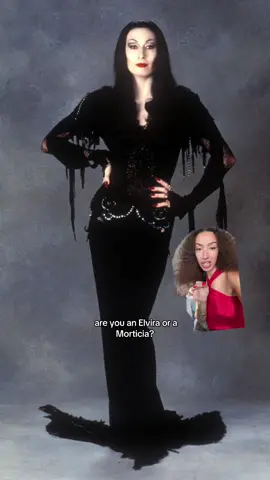 🎃💜Are you ready for Halloween? #RentBNTO #BNTO - - - - - - - - #sustainablefashion #viavia #beetlejuice #halloween #fashion #morticia #scenehair 