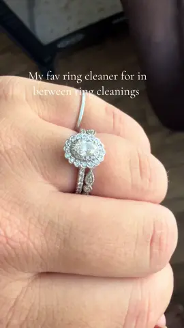 This ring cleaner is a MUST for your engagement ring/wedding ring! Ive used it for 3 years and it makes it look crystal clean and sparkly every time ✨✨ #engagementring #ringcleaning #weddingring 