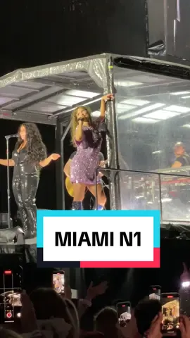 Miami N1 Anti-Hero #TheErasTour #TheErasTourMiami #MiamiN1 #antihero #taylorswift #taylorswifterastour #midnights #miamierastour 