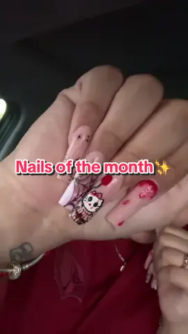Check out my cousins other sets @Ariana  💅#latinacontentcreator #contentcreator #halloweennails #hellokitty #fypシ 