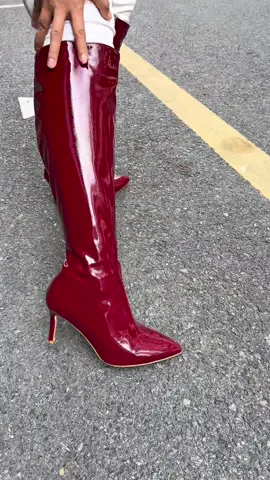 Solid color stiletto heeled boots #viral#trendy #falldealsforyou #stilettos #heeledboots #womenshoes #womenboots #longboots #redboots #TikTokMadeMeBuylt #tiktokshopdealsforyoudays 