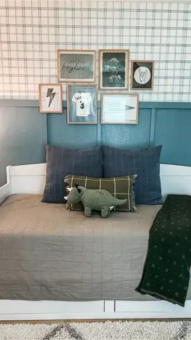 There were no growing pains moving up to the big boy bedroom league here! @the.homestyle.mama customized our Windowpane Plaid wallpaper in her son's favorite colors, and the result is a homerun. You can customize and shop this wallpaper at the link in our bio. Wallpaper: Windowpane Plaid by @lovevsdesign Custom colors: Ivory, Spring and Frozen 📹️: @the.homestyle.mama on IG #kidsroommakeover #kidsroomdecor #kidsroominspo #kidsroomideas #bigkidbedroom #customwallpaper #customcolorwallpaper #wallpaper #diydecor #homedecorideas