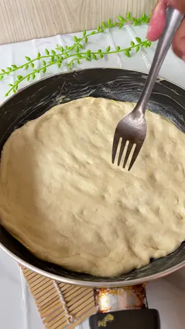 Pizza teflon anti gagal pakai takaran sendok #fyp #fyppppppppppppppppppppppp #pizzateflon #reseppizzateflon #reseptiktok #cemilansimple #idejualan 