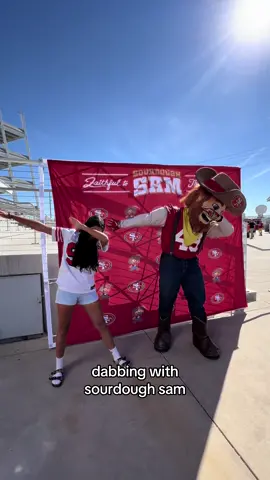 dabbing on the haters #49ers #49ersfaithful #sourdoughsam #49ersmascot #dabbing #dab #sourdoughsamdab #funny @San Francisco 49ers 