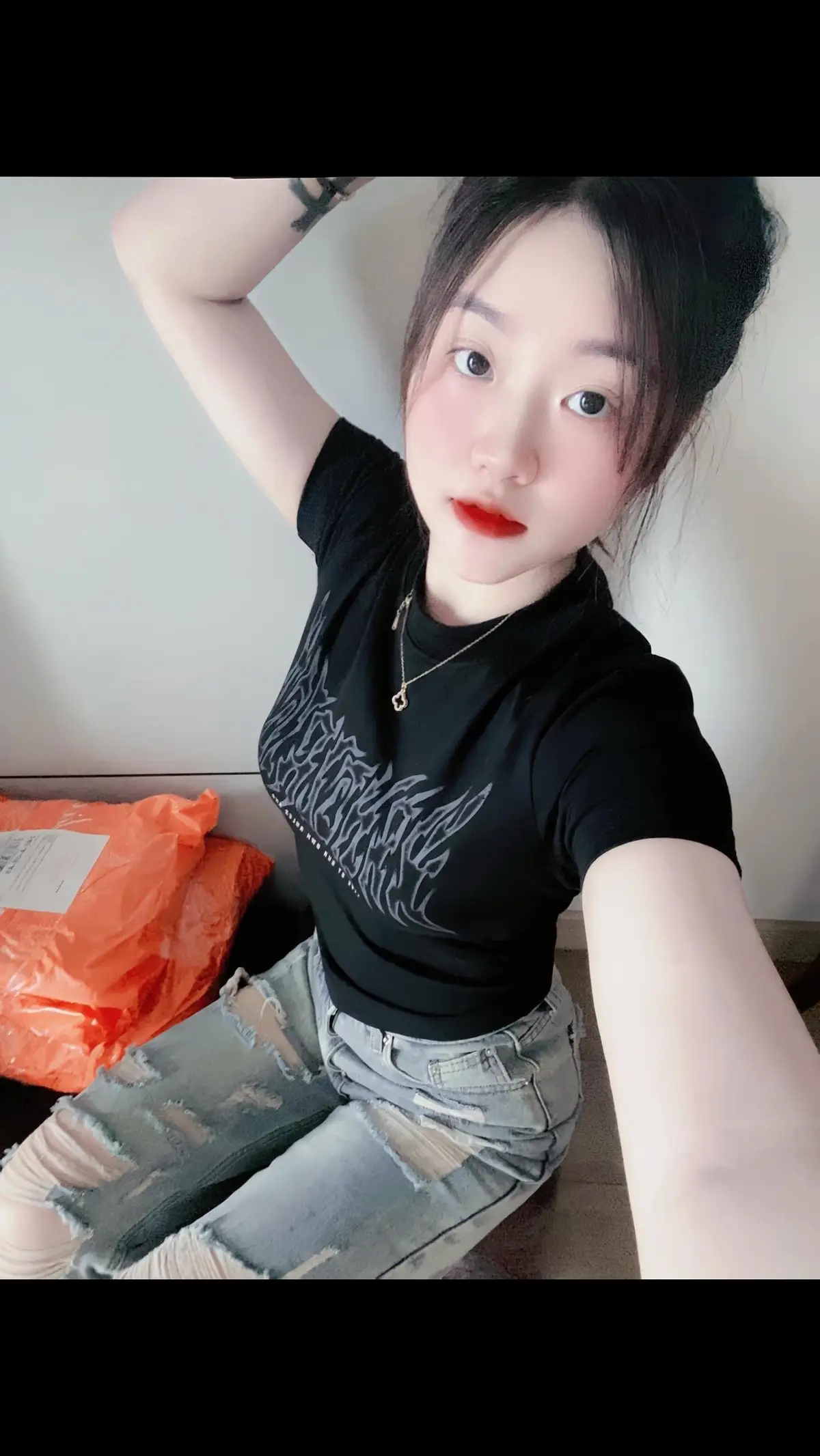 Trong các loại buồn thì chỉ có buồn cười là làm em vuii nhất🤣🤣🤣🤣🥲🥰