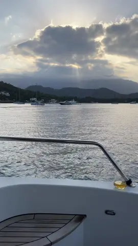 #öldümdeuyandım #muğla #devam #tur #deniz #manzara #gemi #storytime #story #manzara #selamat #gunaydin #hava #güzel #video #iphone #14promax 