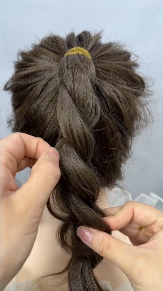 #CapCut #hairstyle #newhairstyle #hairstylenew #hairstyletutorial #hairstyleideas #TikTokFashion 