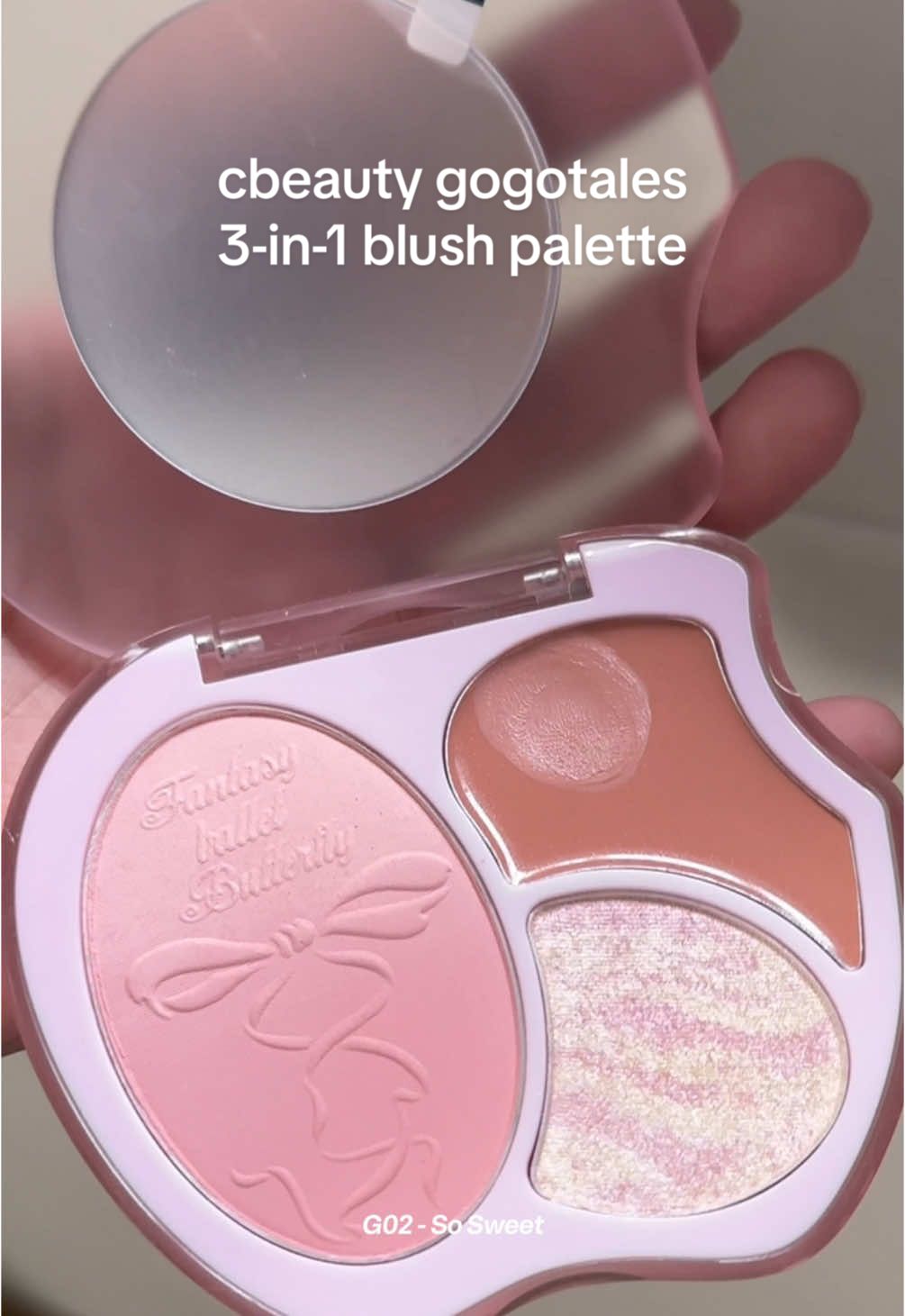 can we talk abt G02's highlighter?? i love c-makeup sooo much, these were so affordable and pigmented AAHHHH @Gogotales.officials  #cbeauty #gogotales #makeup #blush #highlight 