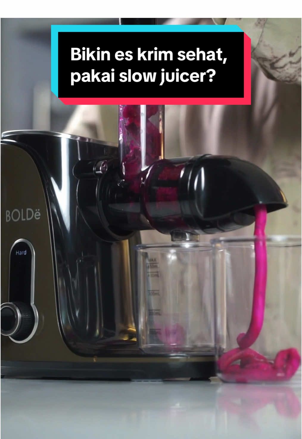 Siapa bilang slow juicer cuma bisa bikin jus buah? Kamu pasti belum tahu semua kemampuannya🍹  BOLDë Slow Juicer Union, si paling bisa segalanya! mulai dari bikin santan, jamu, susu kedelai, sampai sorbet segar pun bisa. Kamu mau dibikinin apa lagi? #BOLDe #slowjuicerunion #sorbetslowjuicer #sorbet #SlowJuicer #BOLDeIndonesia #eskrim  #multifunction #ideresep #masakpraktis #hidupsehat #diet #fyp #viral 