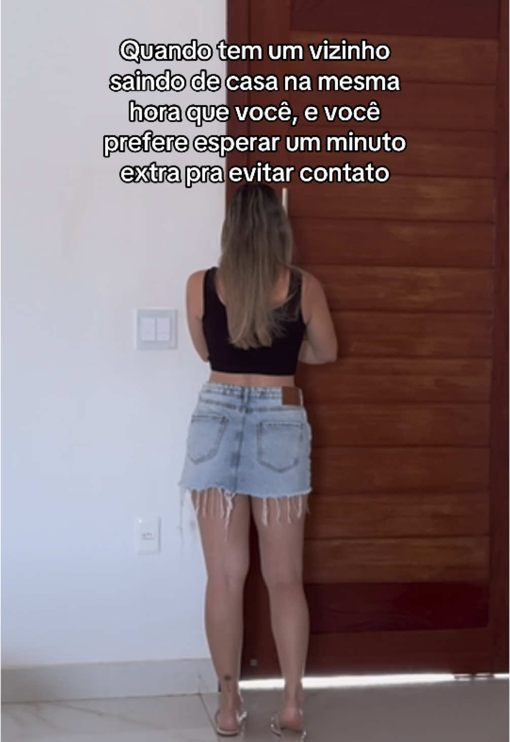 Quem nunca? #meme #humor #condominio #casa #apartamento #vizinho 