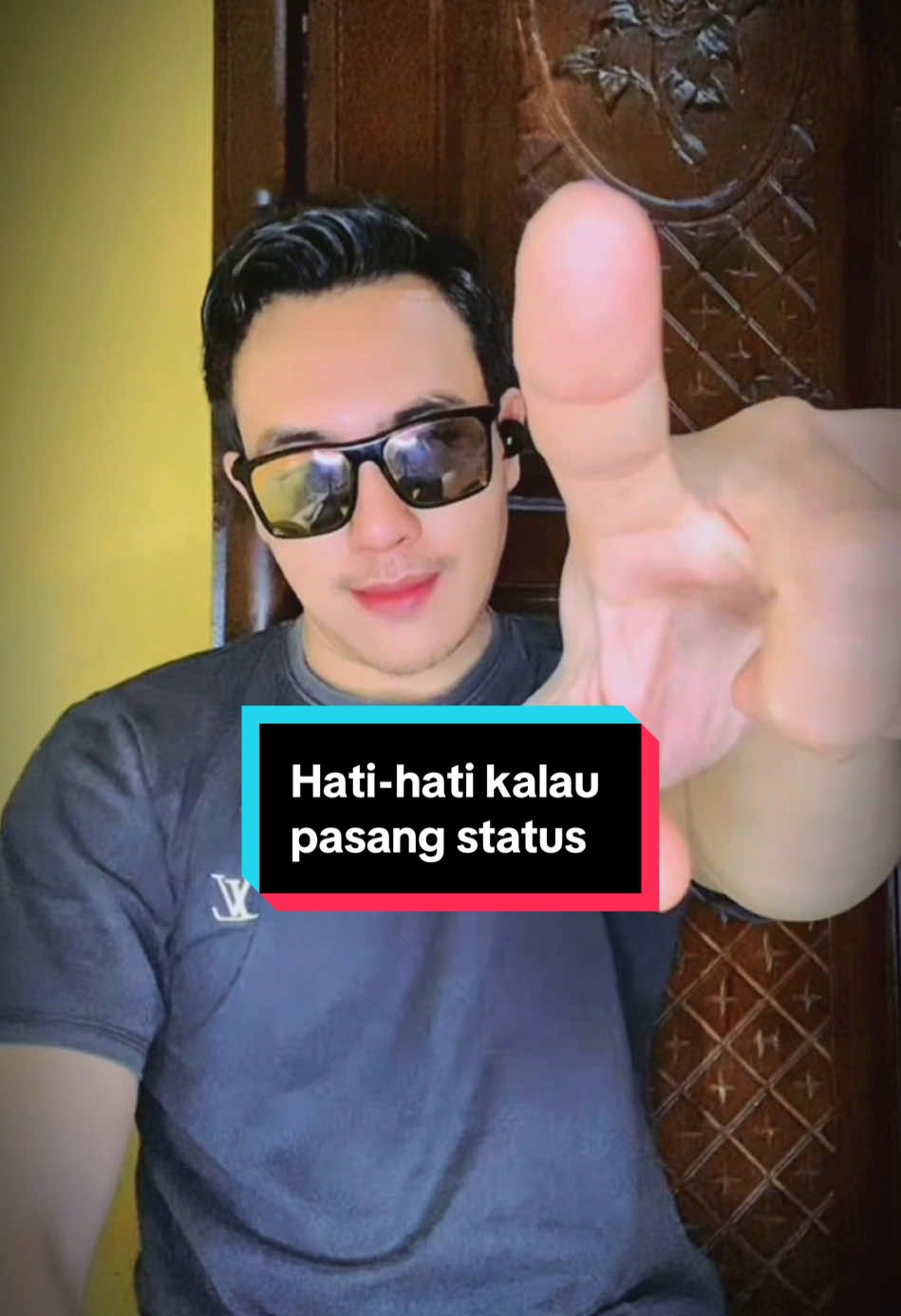 Membalas @Etrie Retno Valiza💫  Hati-hati kalau pasang status #bukanmaen🔥 #emangboleh #fyp #fypシ゚viral #sayuti #dorrr 