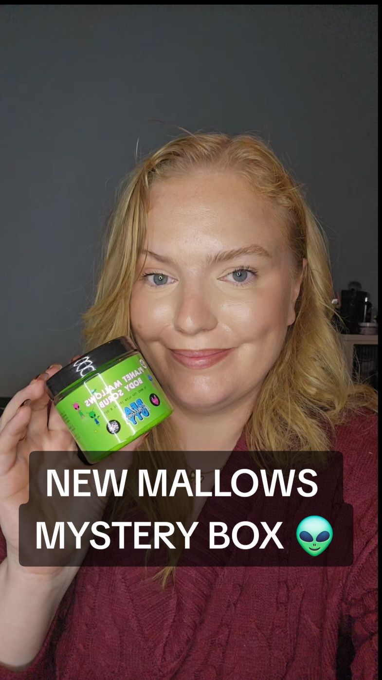 The smell took me back 💚 #mallowsbeauty #mallowsmysterybox #mallowsbeautymysterybox #halloween #spookyseason #tiktokmademebuyit 