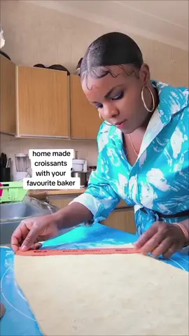 #homemadecroissants  #withaggiedebaker #ourlovelanguageisfood #foodcontentcreatorlife #fyp  #recipes#tiktokzambia❤️❤️❤️ #tiktokbotswana❤️❤️❤️ #freshlybaked #therapeutic #recipes #foodvideographer 