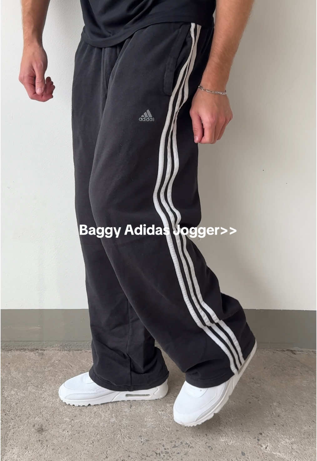 Baggy Adidas Jogger😍😍 #jogger #trackpants #nike #baggy #vintage