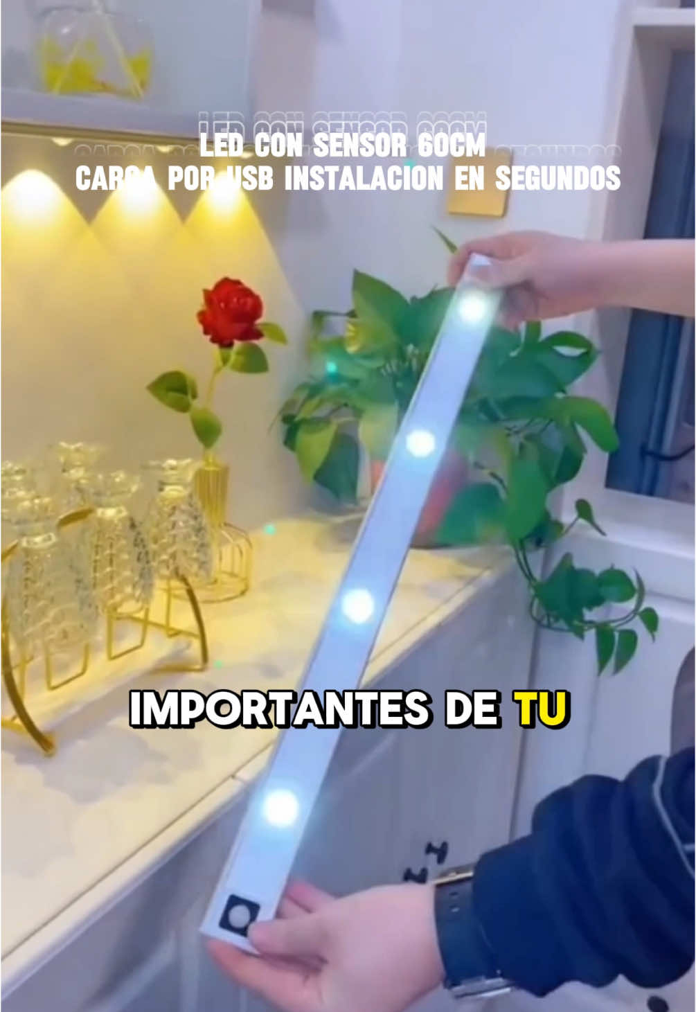 💡 Transforma tus espacios con la BARRA LED con sensor ¿Necesitas una iluminación práctica y moderna en tu hogar? Nuestra barra LED de 60 cm es ideal para iluminar armarios, escaleras y más. 🔋 Modos Inteligentes: Selecciona entre 3 opciones: siempre encendida, detección de movimiento durante el día y la noche, o solo de noche. 🎨 Personaliza tu luz: Cambia la temperatura de color a luz cálida, natural o blanca fría, y ajusta el brillo según tu preferencia. ⚡ Eficiencia garantizada: Con una batería de 1,500 mAh, disfruta de hasta 10 horas de iluminación continua o 2 meses en modo de sensor. 🛠 Instalación sin complicaciones: Monta fácilmente con tiras magnéticas adhesivas o usa tornillos para una fijación más permanente. 🌟 No te pierdas nuestra oferta  dale un toque único a tu hogar.