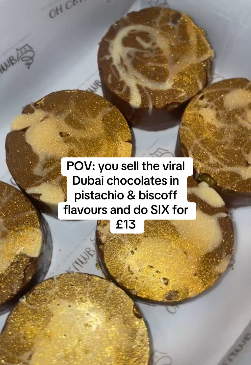 Place your orders now!!! We only have a limited number of boxes 🍫 Please specifiy the flavour by selecting add notes before finialising your purchases.  #ohcrumb #dessert #viral #fyp #chocolate #viraldubai #pistachio #biscoff #dubaichocolate #SmallBusiness #pistachiodessert 