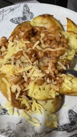 Independent living skill:Someone is having one of her favourite meals tonight for dinner#independentskills#cooking#dinner 