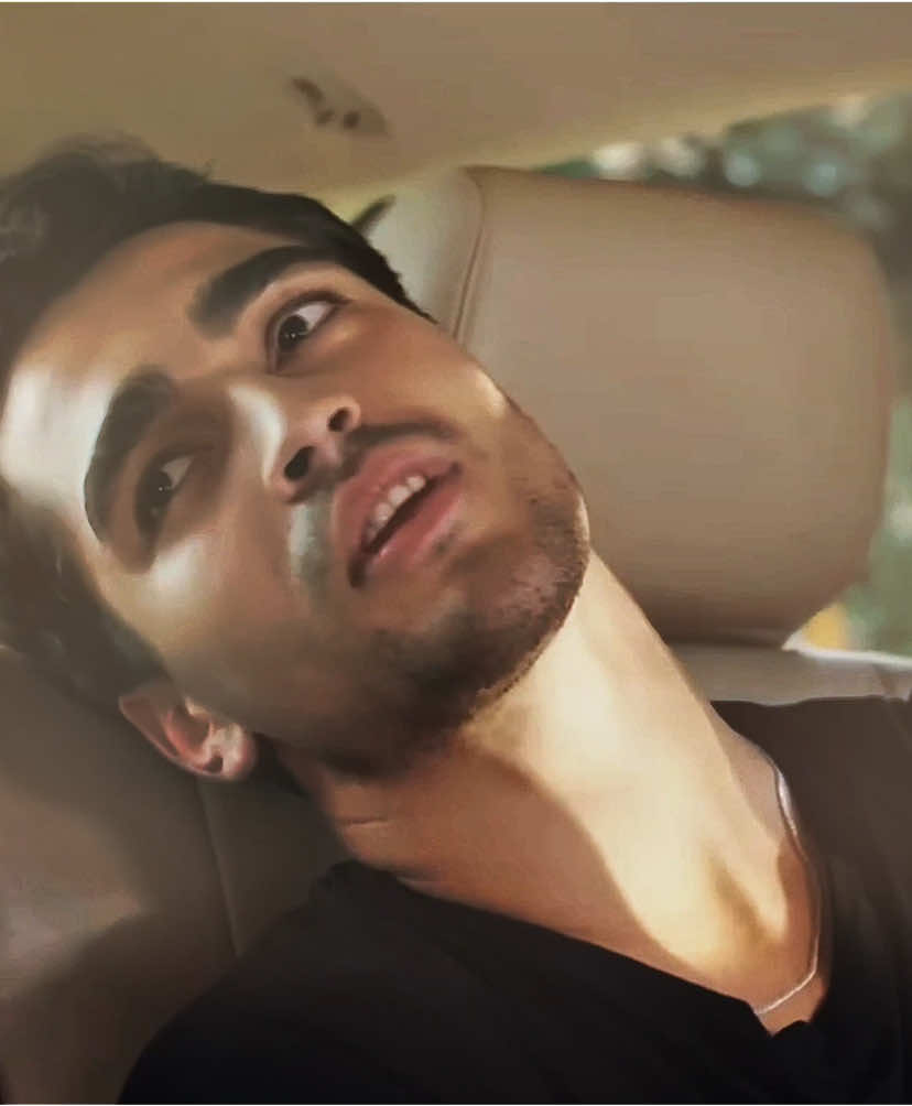 guys what the sound says #ferit #feritkorhan #yalicapkini #turkey #edit 