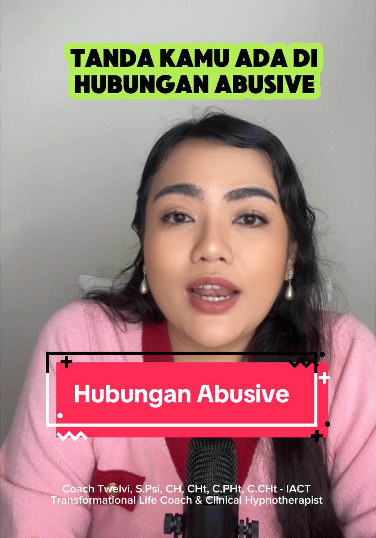 5 tanda terbesar bahwa kamu ada di hubungan abusive.  Kalau ada 1 saja tanda, itu sudah merupakan abuse ya.  Bedakan hubungan abusive dengan hubungan toxic. Dalam hubungan toxic, seringkali perilaku negatif dan tidak sehat itu dilakukan tanpa sadar karena ada dua orang individu yang sama-sama belum sehat dan/atau membawa pola perilaku serta luka batin dari masa lalu. Contohnya: Tidak bisa komunikasi sehat, cemburuan. Sedangkan kalau sudah kategori abuse, perilaku “toxic” digunakan sebagai bentuk kontrol dan mengendalikan salah satu pasangan. Contohnya ya 5 hal yang disebut di video ini. Bedanya ada di situ: KEINGINAN MENGONTROL.  Semoga ga ada di hubunganmu. Tapi kalau ada, segera refleksi diri ya: Apakah kamu benar-benar bahagia hidup seperti ini? Kenapa kamu percaya kamu layak diperlakukan seperti ini?  Lalu, segera cari bantuan. #toxicrelationship #abusiverelationship #abuseawareness 