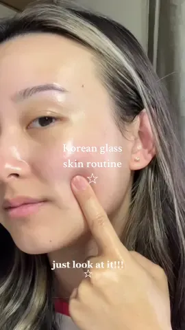 the purito centella unscented serum & panthenol cream are must haves for your korean glow skincare routine ☆ just look at the glowwww @Purito Seoul #GlowCream #Panthenol #CentellaSerum  #SoothingSerum #GlassSkin #KoreanSkincare #SkinBarrier #SkinTok #Purito #PuritoSeoul #SoothingSerum #Kbeauty #KoreanCentella #SensitiveSkin 