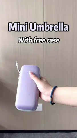 Fashion Umbrella Ultralight Mini Uv Protection Umbrella Six Fold Umbrella Portable Sunny and Rain Dual Use#umbrella #miniumbrella #yousunbrella #pocketumbrella #waterproof #windproof #UV #fashion #foryou #fpy #gift 