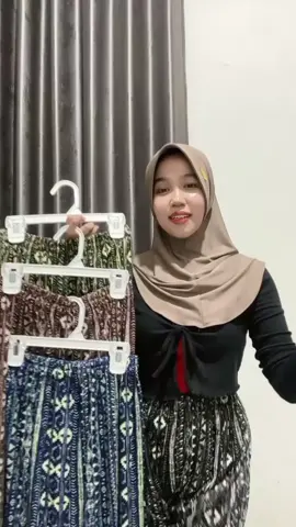 50 K kami kasih 4 Pcs #kulot   #kulotmurah #kulotmotif #kulotsantai #murah 